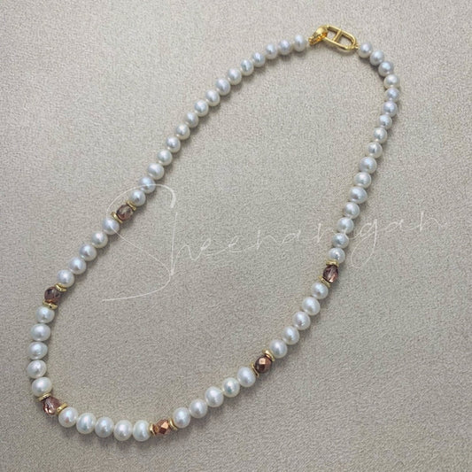 Handmade natural freshwater baroque pearl necklace with Czech crystal