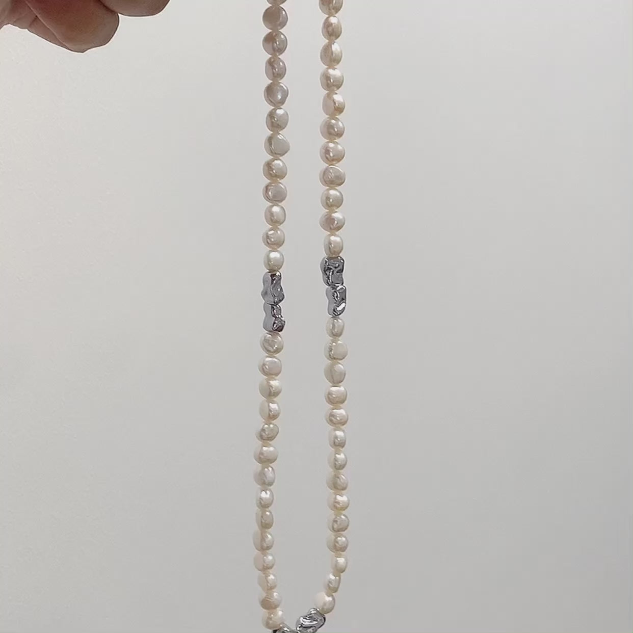 Handmade natural baroque pearl necklace with Gold Beads