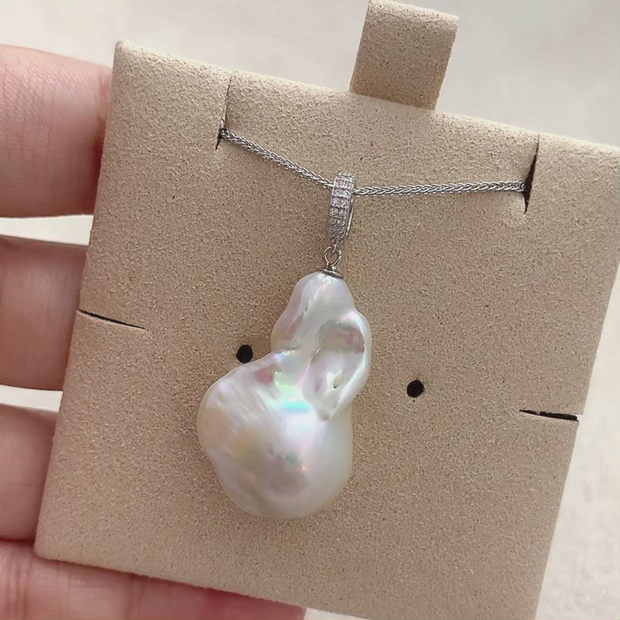 Handmade natural baroque pearl pendant necklace